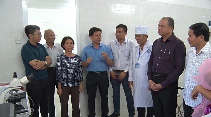 Lễ trao tặng hệ thống máy tầm soát tế bào ung thư cổ tử cung cho bệnh viện