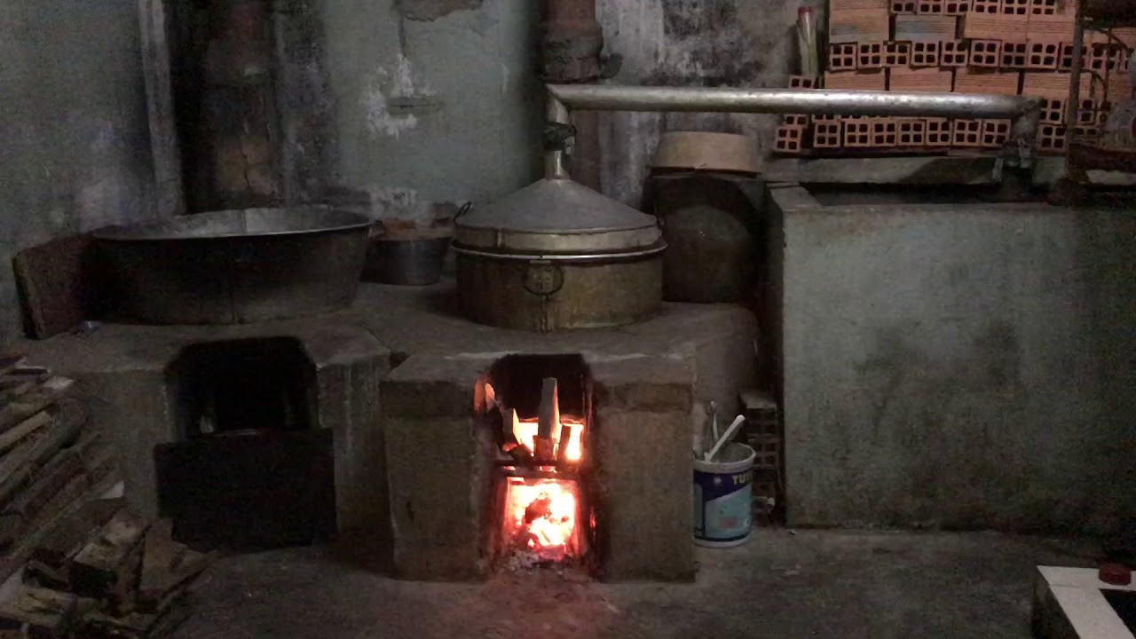 Bí mật đằng sau những chai rượu đế Gò Đen 3