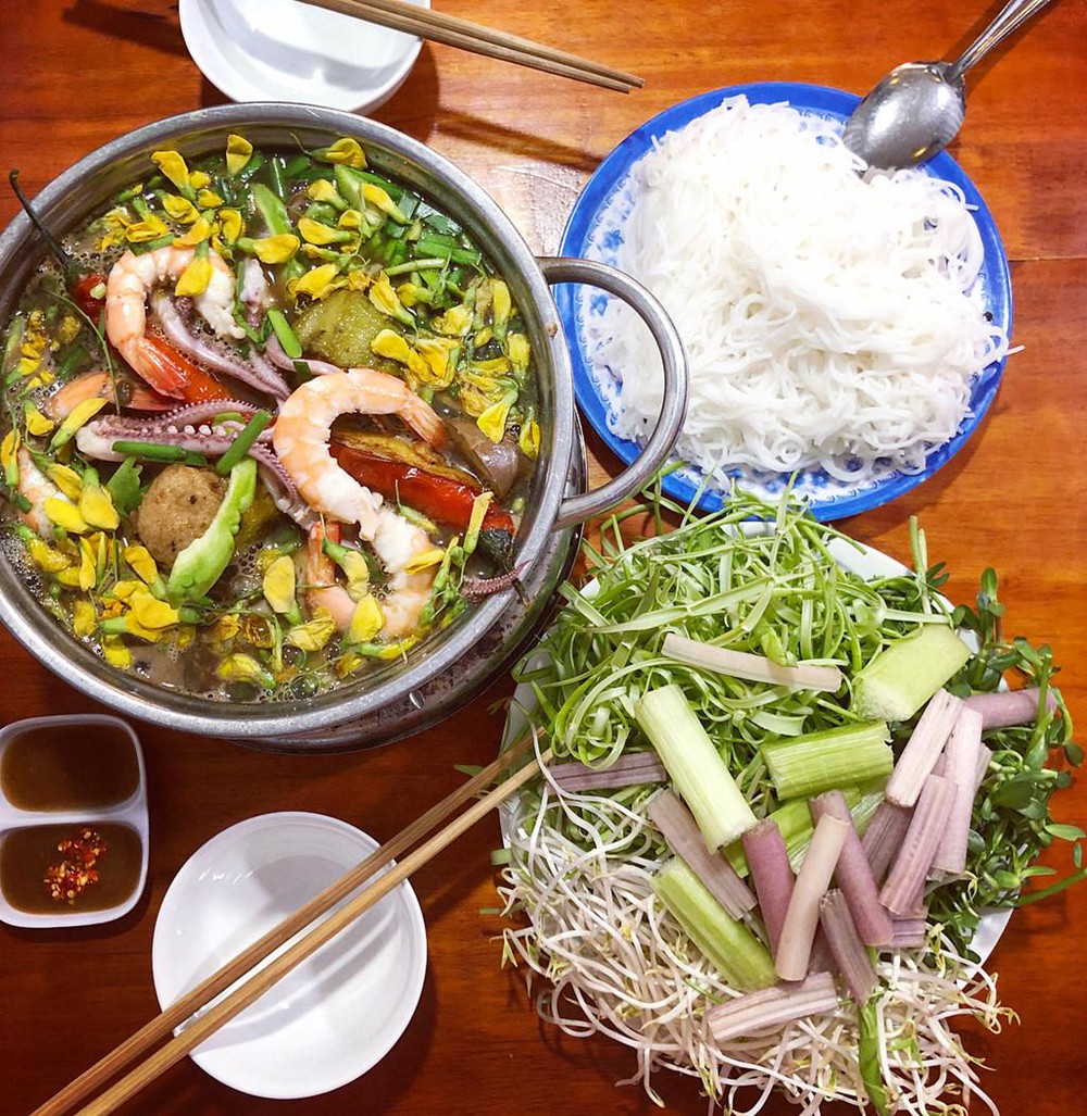 Bông súng: Món ăn ngon không thể bỏ lỡ ở Long An 1