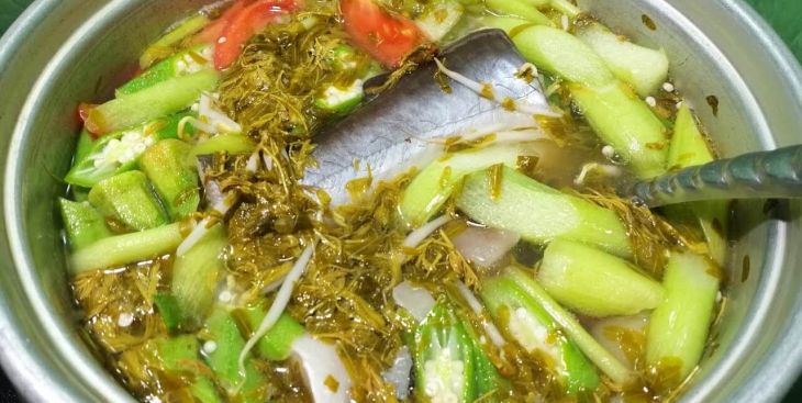 Canh chua lá me: Món ăn dân dã đậm đà Long An