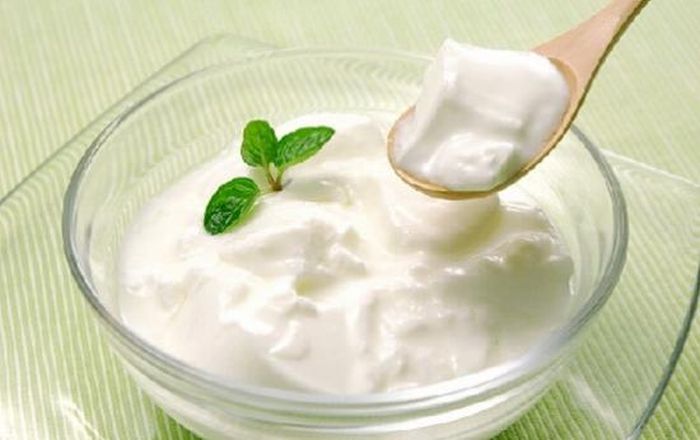 Trị mụn và vết thâm hiệu quả với mặt nạ từ sữa chua 1