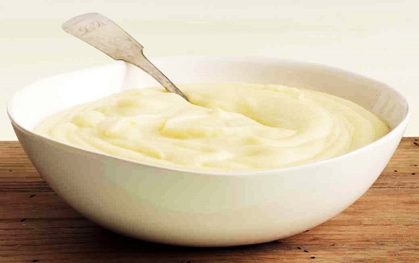 Làn da trắng hồng, sạch mụn nhờ sữa chua và khoai tây 3