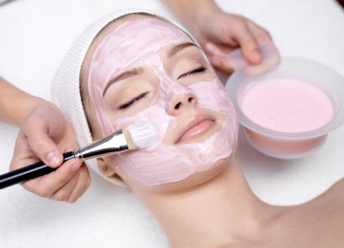 Tẩy mụn và chăm sóc da với mặt nạ sữa chua và cà chua 2