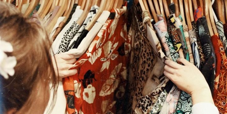 Tháng cô hồn có nên mua quần áo hay không? (Lời khuyên)