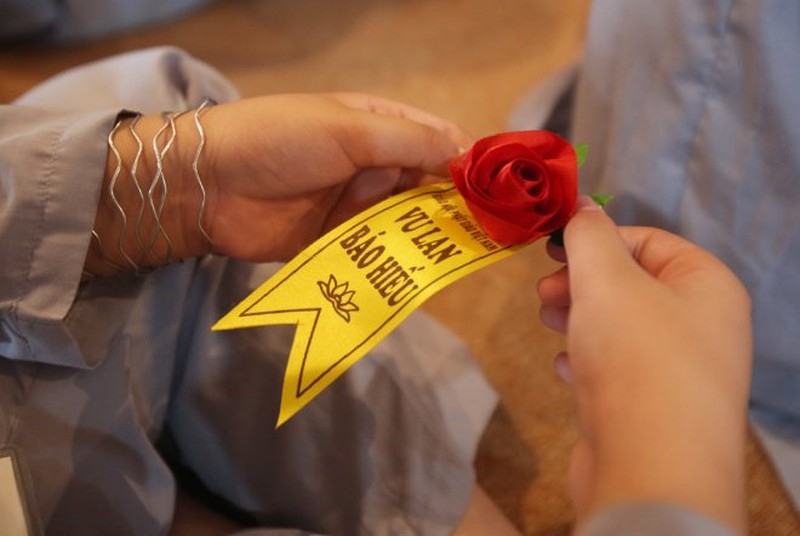 Trong Phật giáo tháng 7 âm lịch là mùa Vu Lan báo hiếu