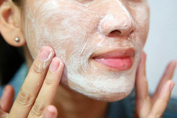  Nước dừa mật ong giúp cải thiện tình trạng lão hóa sớm trên da