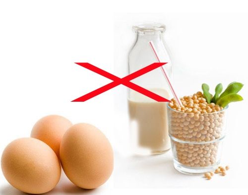 Bà bầu không nên kết hợp sữa đậu nành và trứng gà