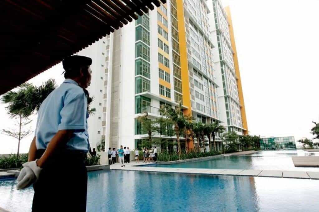 Khi sống ở chung cư cần phải đóng phí dịch vụ hàng tháng