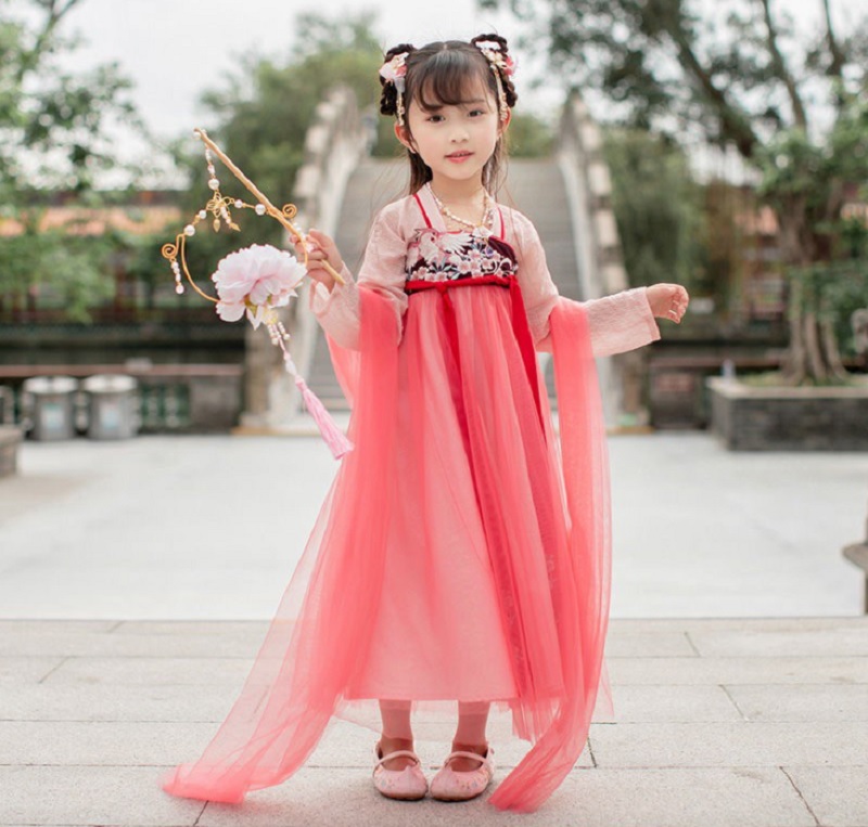 Rachel mang ý nghĩa thể hiện cho người con gái có nết, có tài và được nhiều người yêu mến