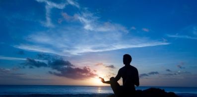 Điềm đạm là gì? 30 câu danh ngôn giúp bạn rèn luyện khí chất này!