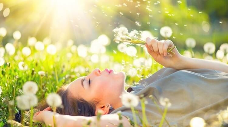 Ta nên chọn sống đơn giản để hạnh phúc