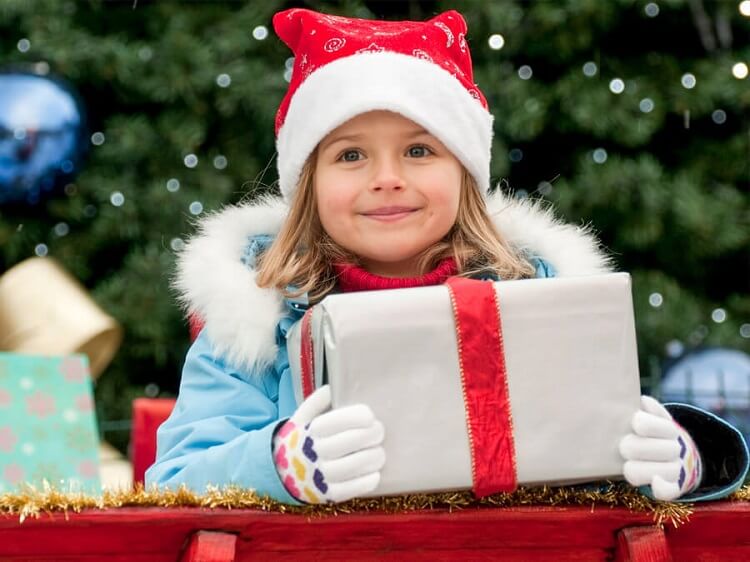 Cách chọn quà giáng sinh cho trẻ em