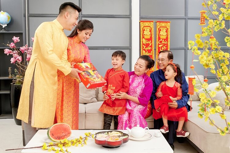 Phong tục chúc Tết ông bà ngày đầu năm