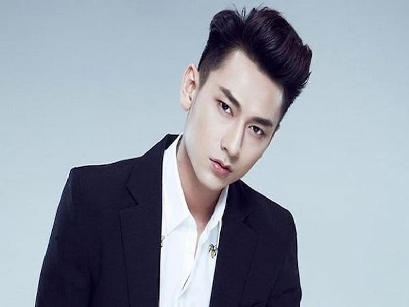 Kiểu tóc Side-part lệch